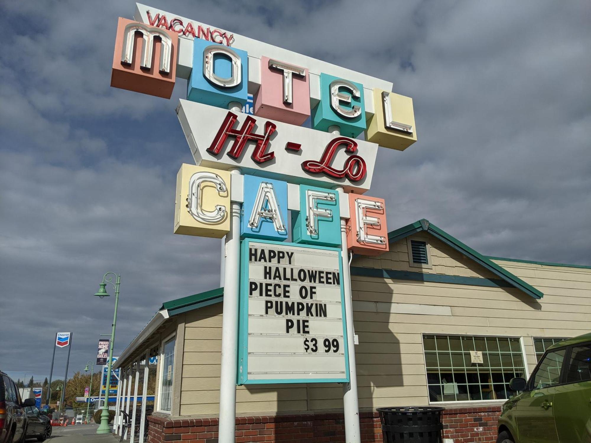 Hi-Lo Motel, Cafe And Rv Park Weed Exterior foto