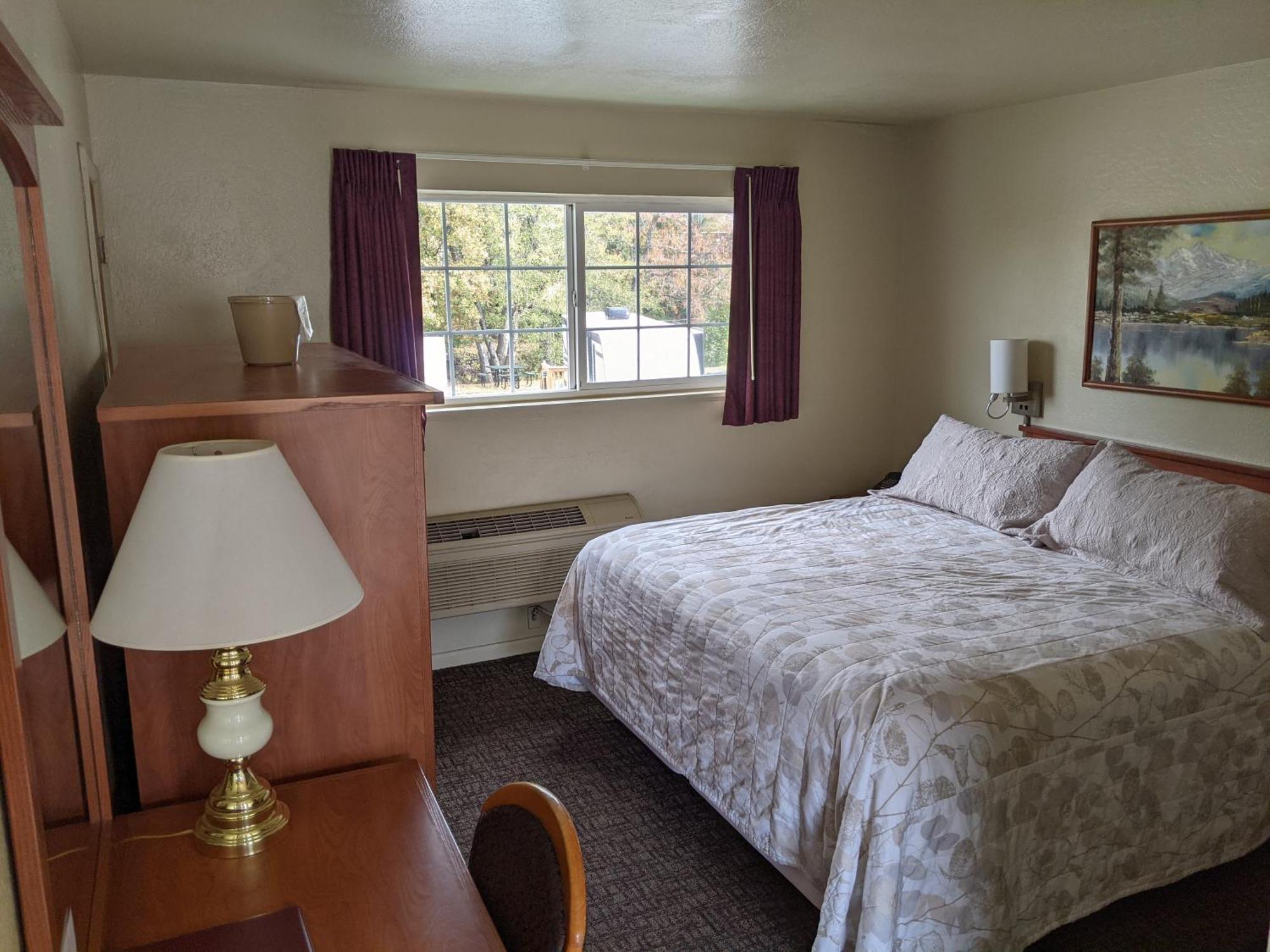 Hi-Lo Motel, Cafe And Rv Park Weed Exterior foto