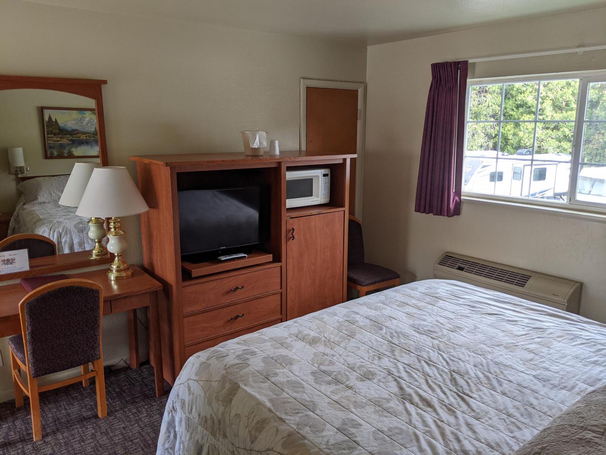 Hi-Lo Motel, Cafe And Rv Park Weed Exterior foto